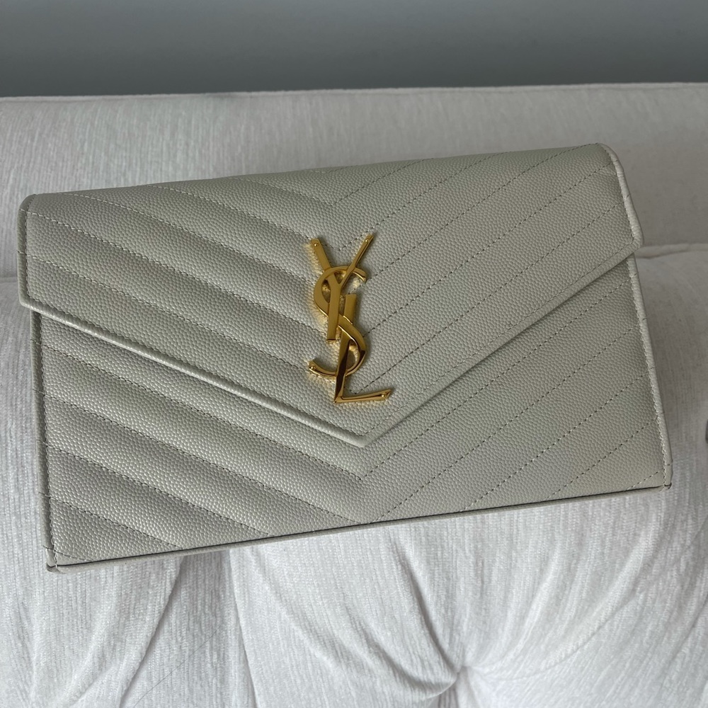 Saint Laurent Envelope Quilted Leather, Cream